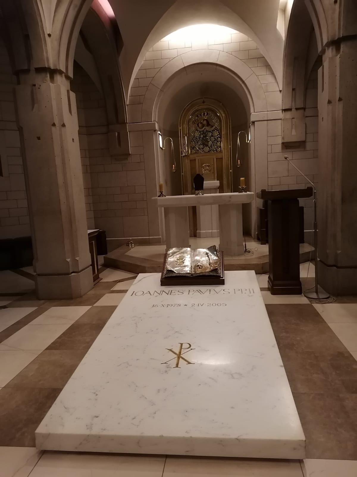 Zdjęcie: Seniorzy z wizytą w Muzeum Jana Pawła Wielkiego w Krakowie