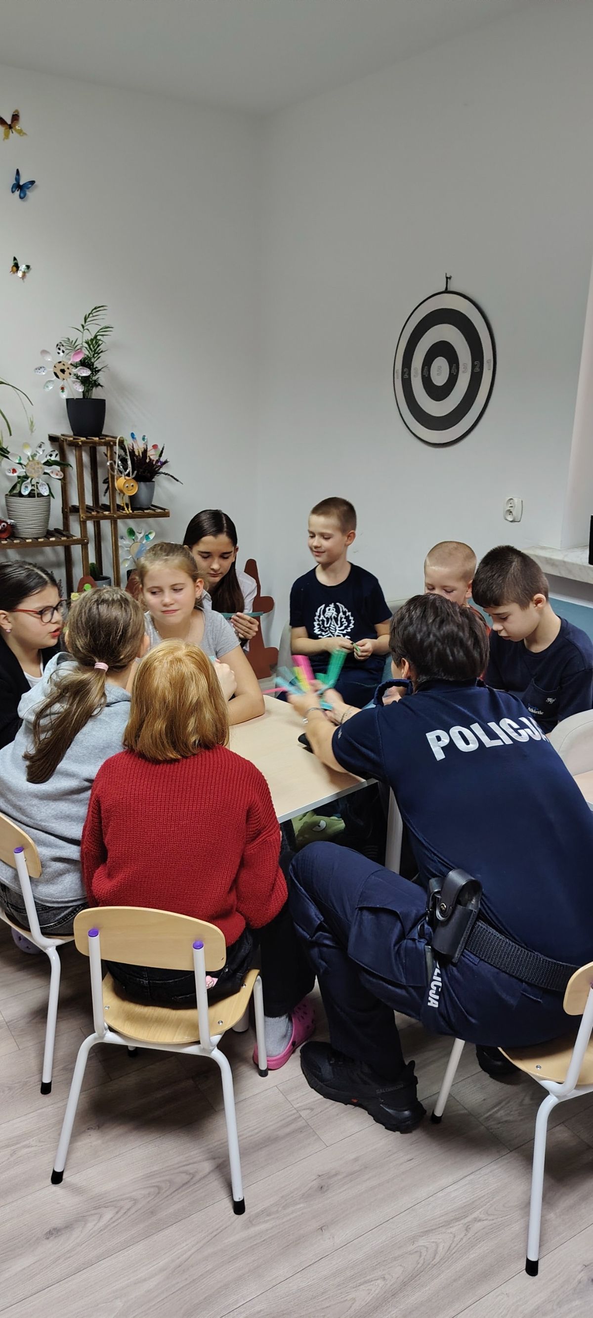 Zdjęcie: Warsztaty w ramach kampanii „Dzieciństwo bez Przemocy” w placówkach „Zgrana Paka”.