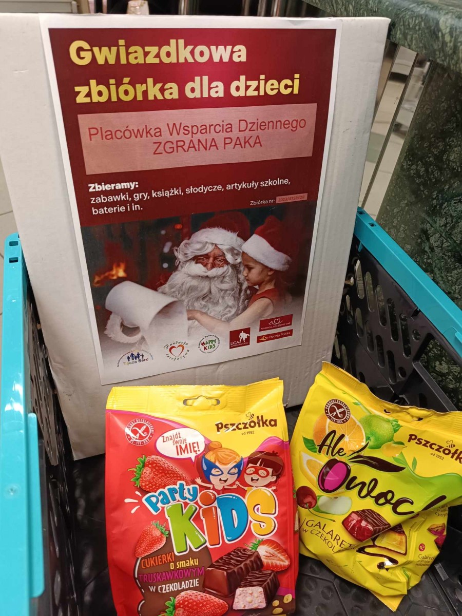 Zdjęcie: Gwiazdkowa zbiórka dla dzieci