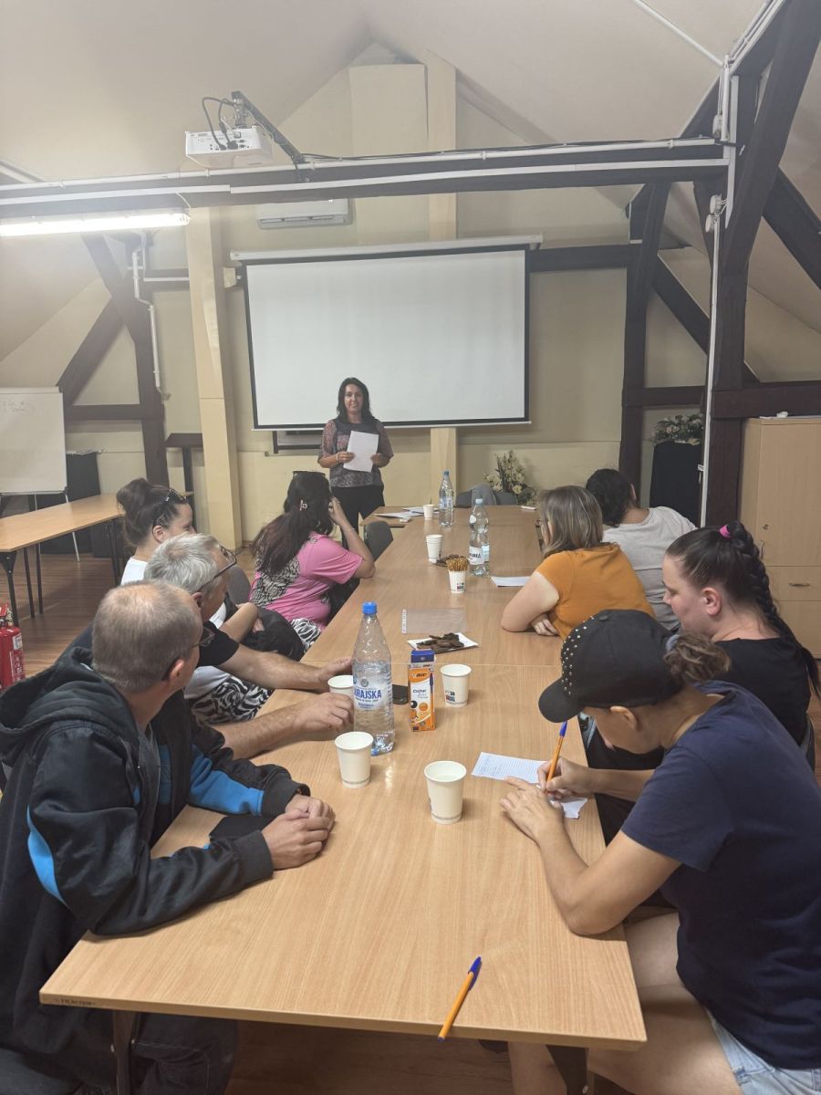 Zdjęcie: Spotkanie z doradcą zawodowym w ramach Klubu Integracji Społecznej w Dębicy